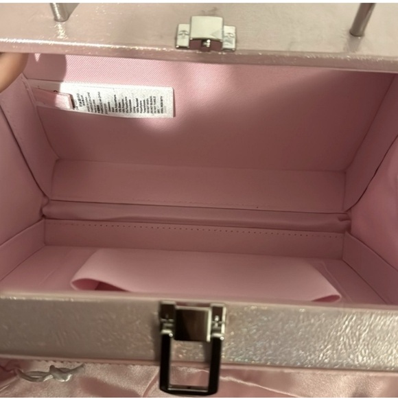 🔥SALES Rare🎀BarbieX Aldo Barbiebeat Boombox Crossbody Bag LIMITED EDITION New!✨️ - Picture 6 of 8